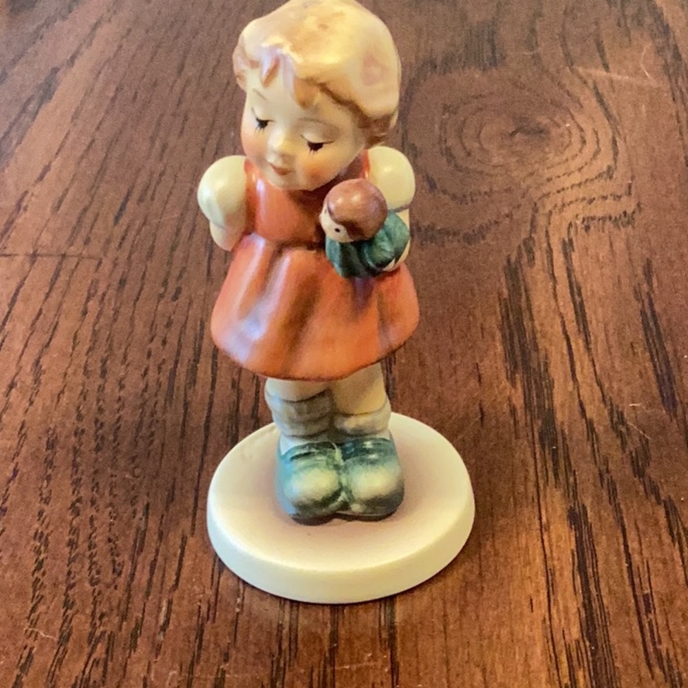 Hummel Puppet Princess